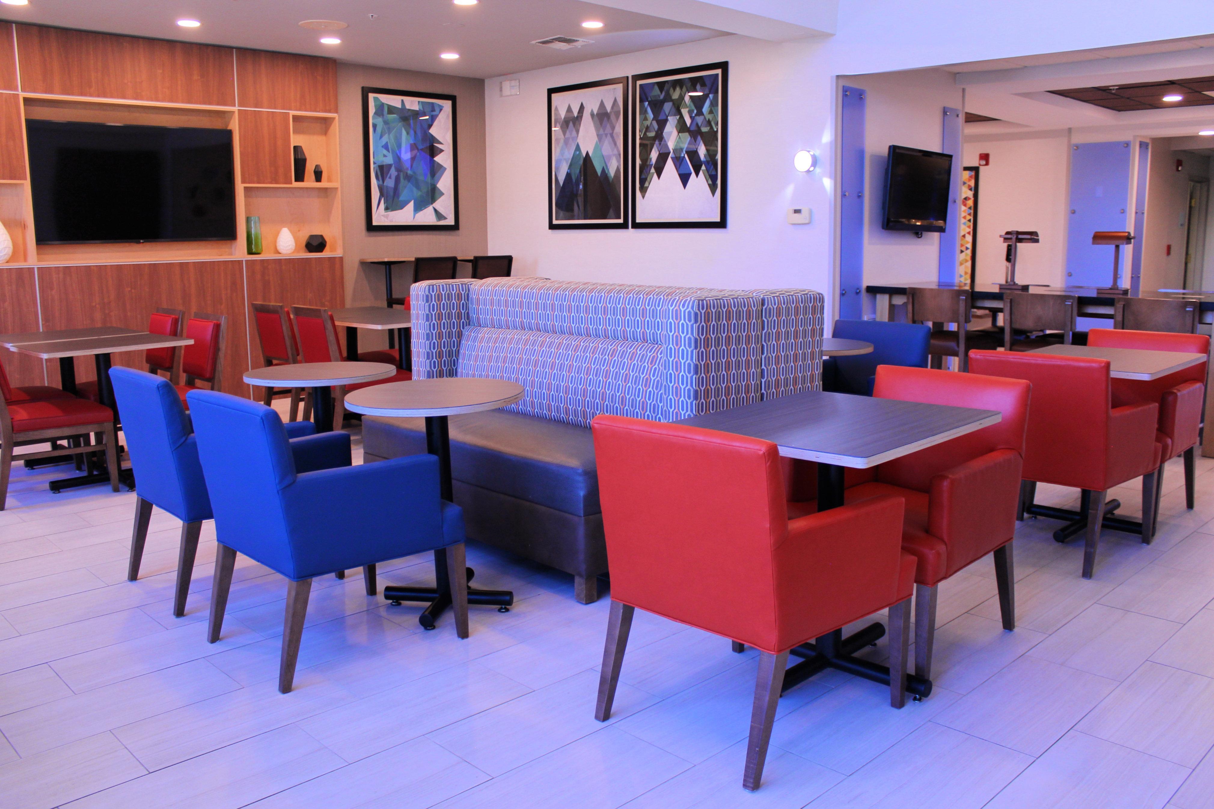 Holiday Inn Express Minden By Ihg Exterior photo